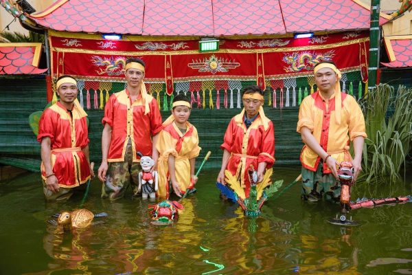 Hong Quang Village in Nam Dinh Tours From Hanoi