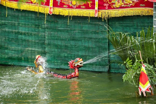 Hong quang water puppet village in Nam Dinh - Hanoi Tours