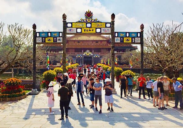 Hue Citadel tours from Hanoi