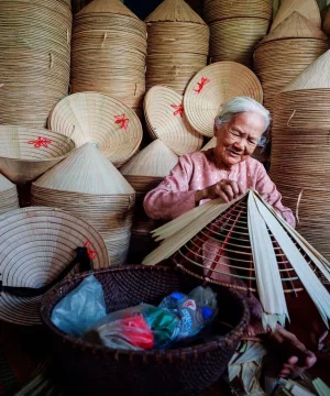 Incense Village – Conical Hat – Ha Thai Art Studio - Hanoi Tour