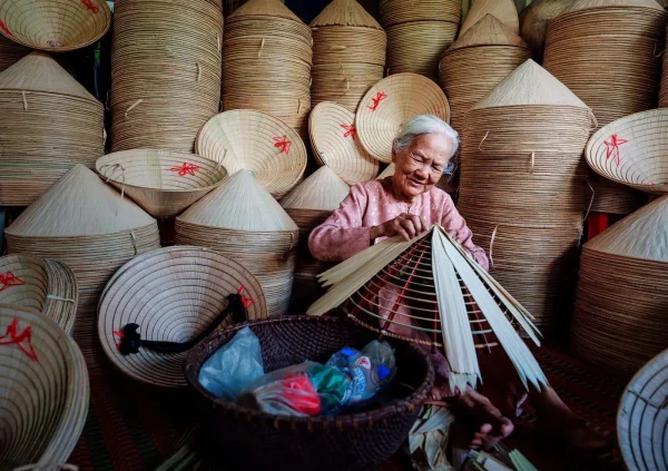 Incense Village – Conical Hat – Ha Thai Art Studio - Hanoi Tour