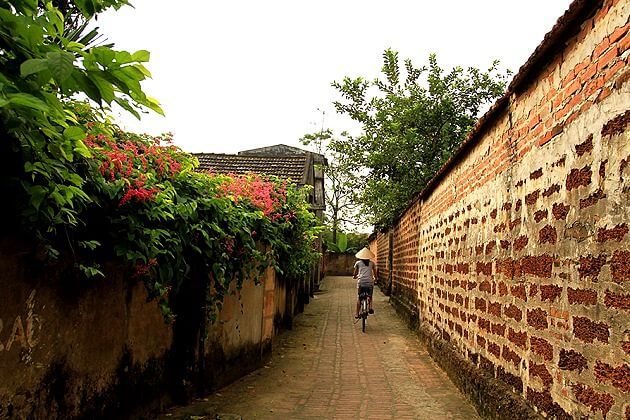 Ky Son Ancient Village - Hanoi tour packages