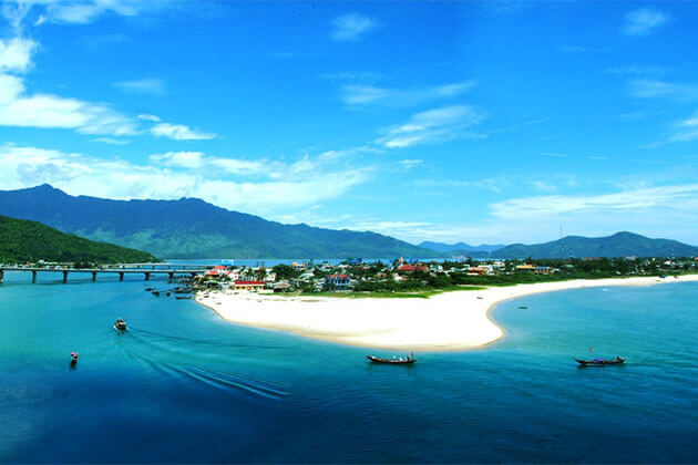 Lang Co Beach - Hanoi Tour Packages