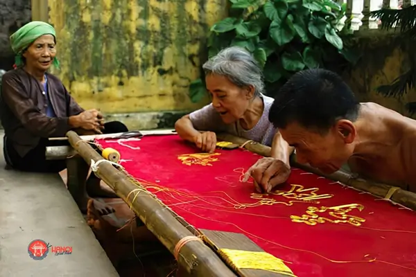 Local-Expert-Customizing-Hanoi-Tour-Packages