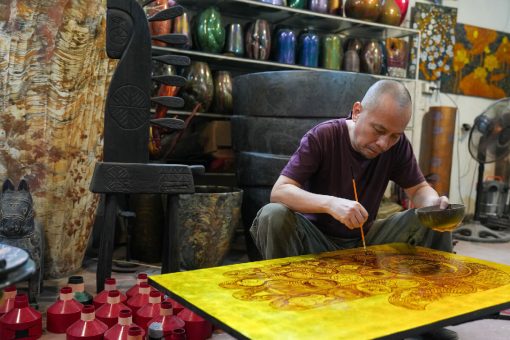 Meet artist Tran Cong Dung - Dung Di Art Studio