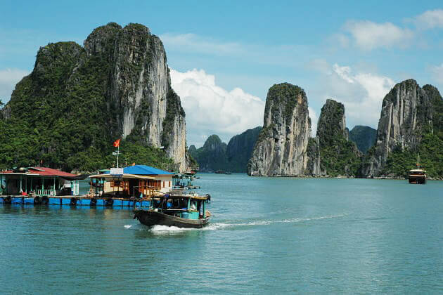 Natural Wonder Halong Bay - Hanoi Tour Packages