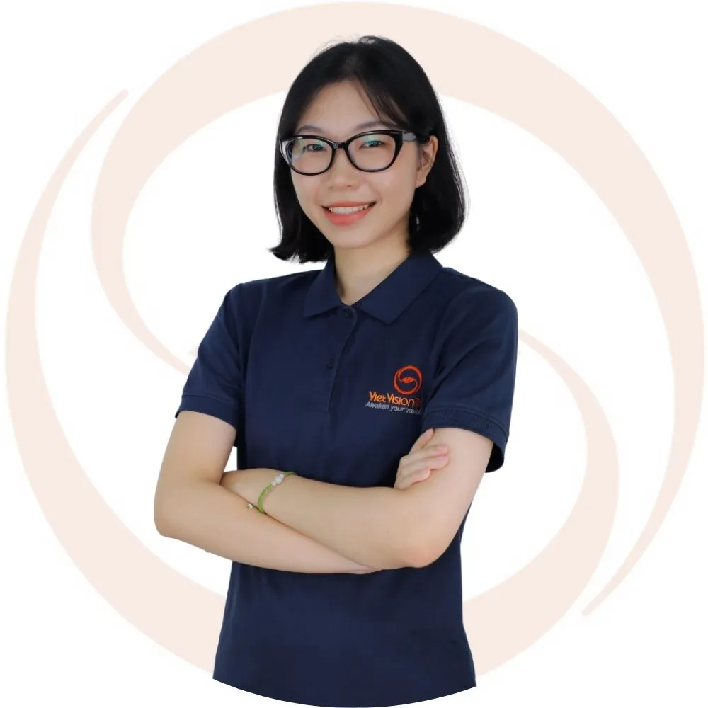 Ms. Grace Nguyen - marketing executive of Hanoi Local Tour