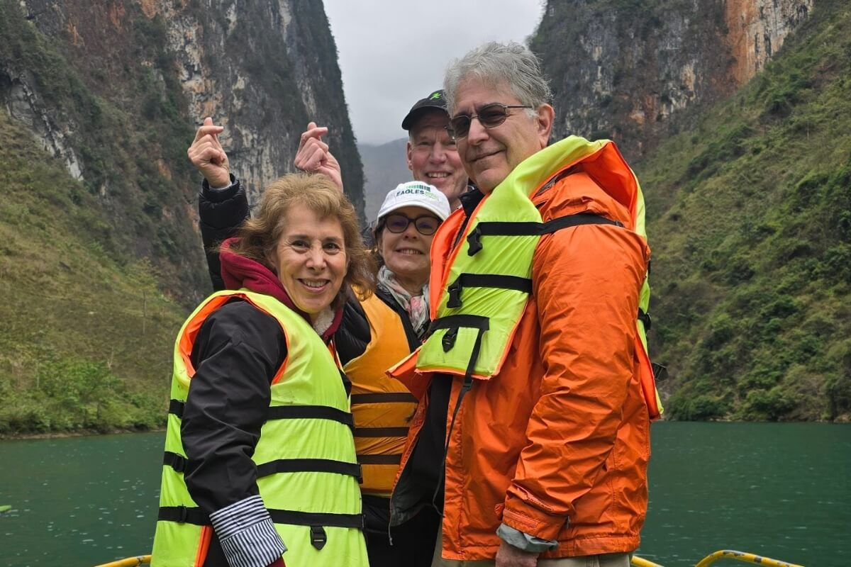 Nho Que River Boat Tour - Things to do in Ma Pi Leng Pass Ha Giang