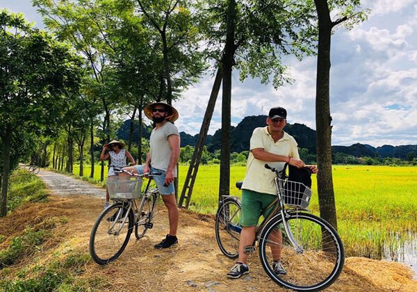 Ninh Binh Cycling Hanoi Local tour