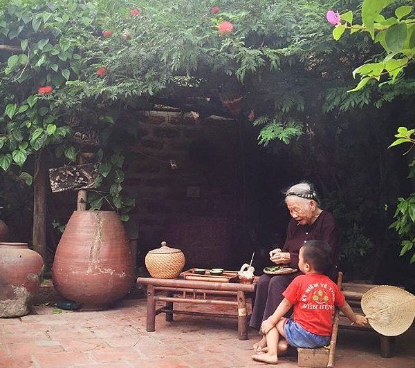 Old House in Duong Lam Village