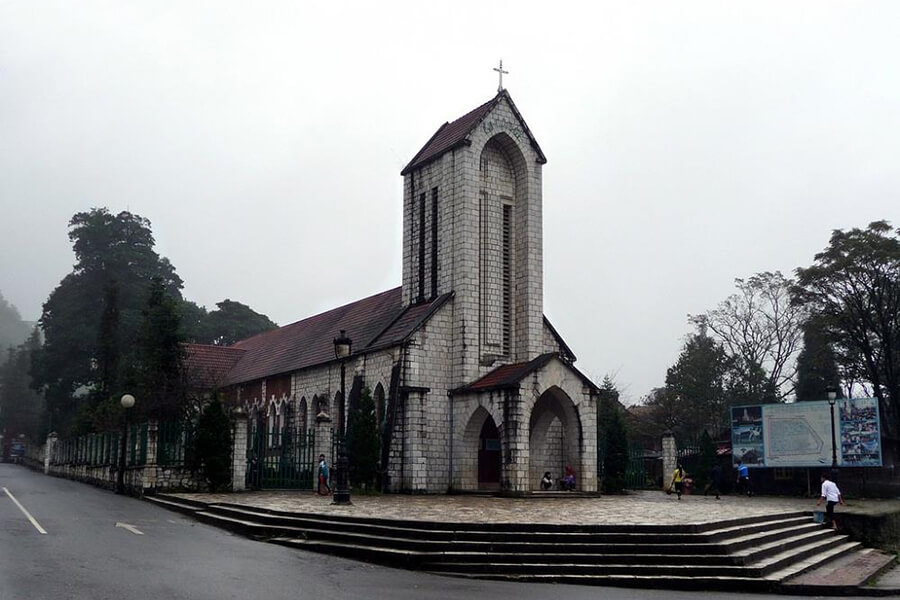 Overview of the Sapa Stone Church2