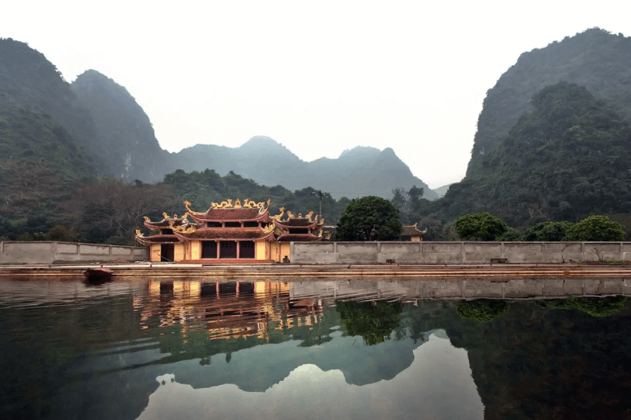 Perfume Pagoda tours in Hanoi