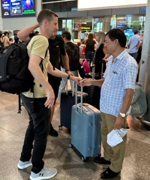 Personal Assistance with Noi Bai Airport Fast Track