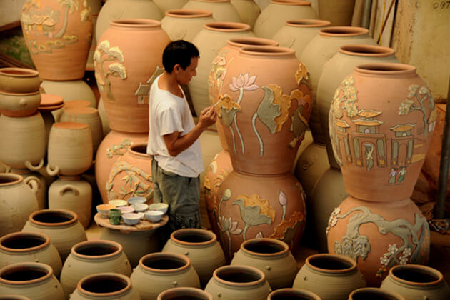 Phu Lang Traditional Ceramic Village - Hanoi Local Tours