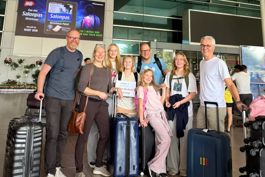 Premium Hanoi Airport Fast Track Service – Fast and Hassle-Free For Your Hanoi Tours