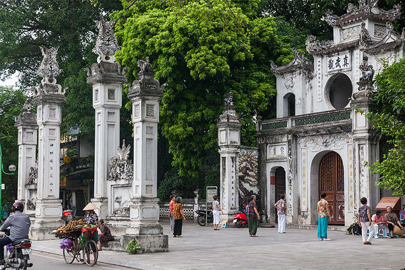 Quan Thanh Temple in Hanoi