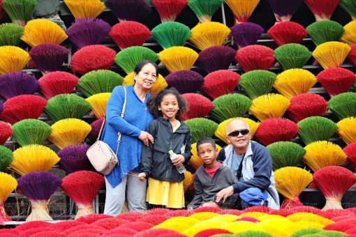 Quang Phu Cau incense stick-making village Hanoi Day Trips