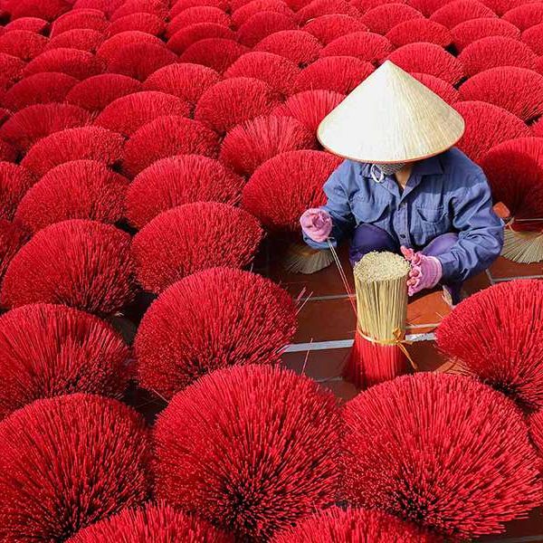Quang Phu Cau incense village - Hanoi village tour