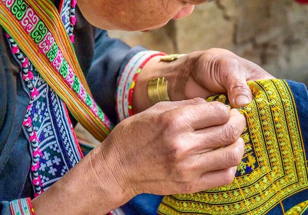 Red Dao Sewing Workshop