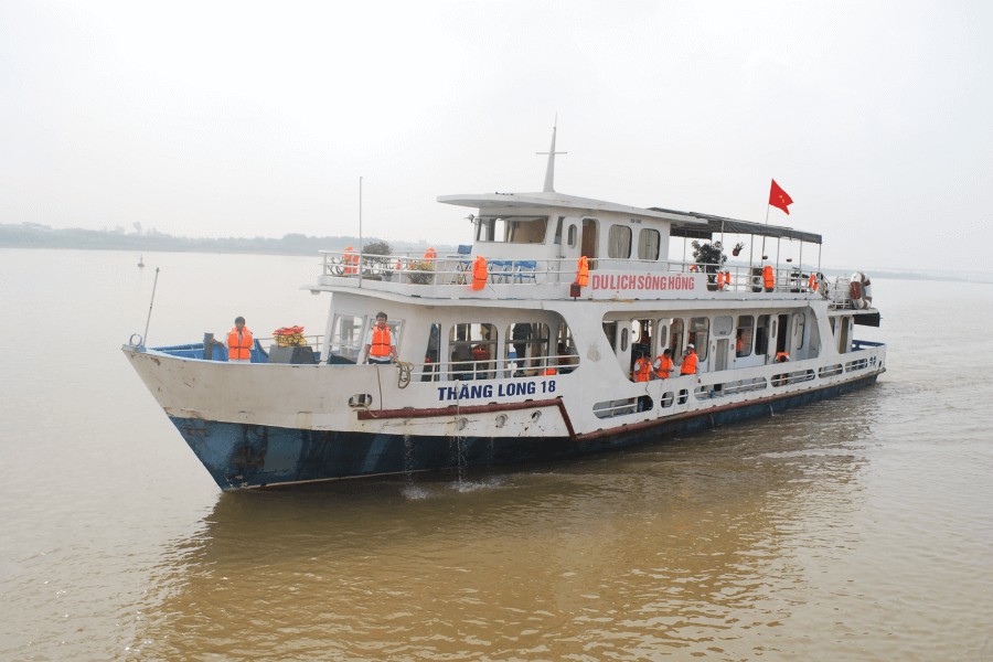 Red River cruise Hanoi tour