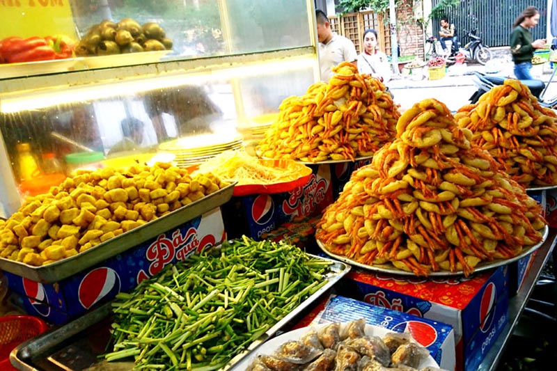 Banh Tom in West Lake