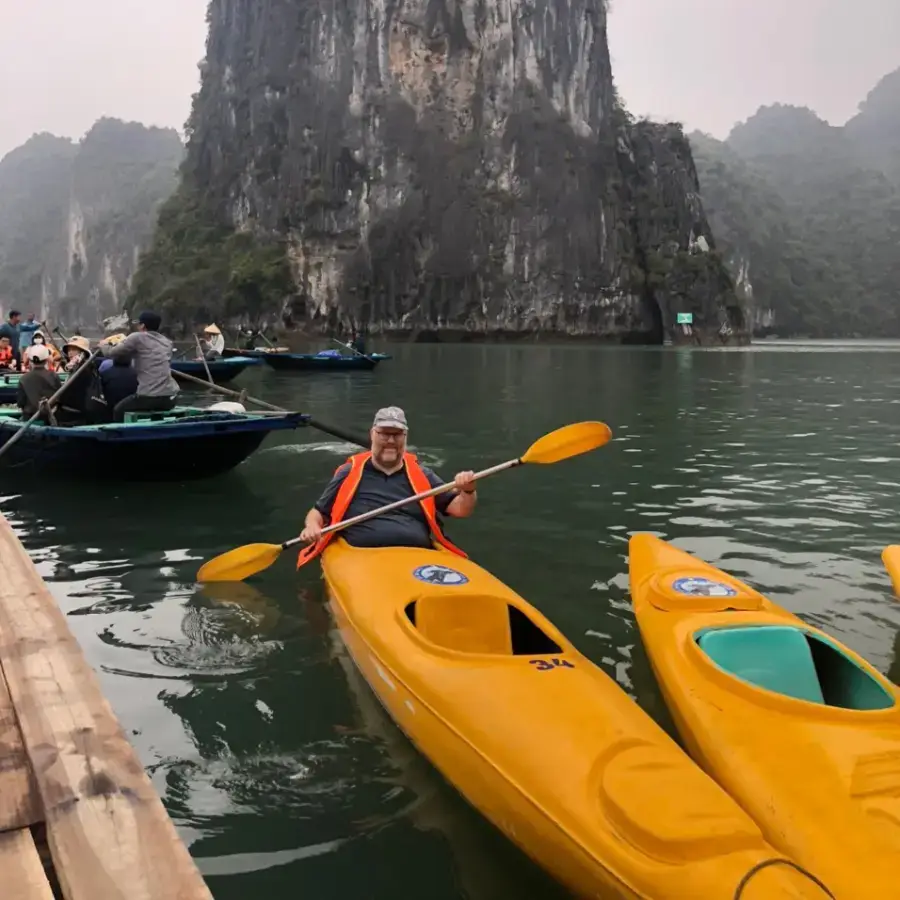 See the Halong Bay sunset - Hanoi Tour