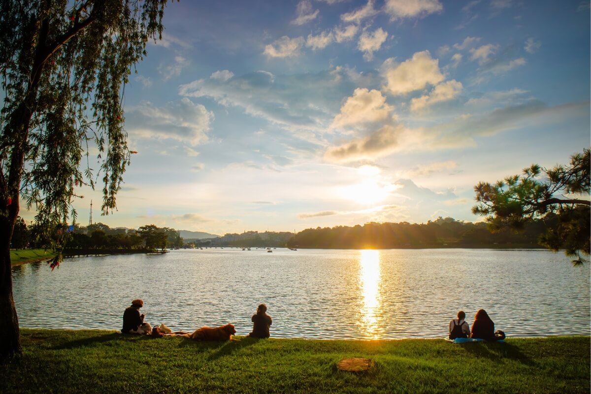 Sunrise or Sunset Walk Around Xuan Huong Lake - Best Things To Do On Romantic Honeymoon in Dalat Vietnam