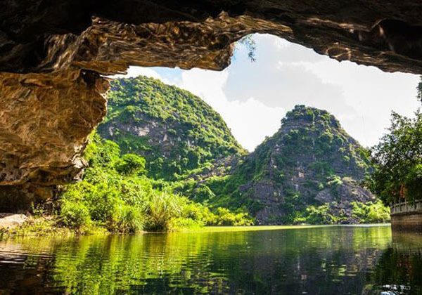 Tam Coc Ninh Binh - Hanoi Tour Packages