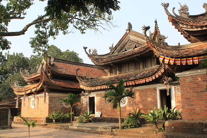 Tay Phuong Pagoda Hanoi tours by locals
