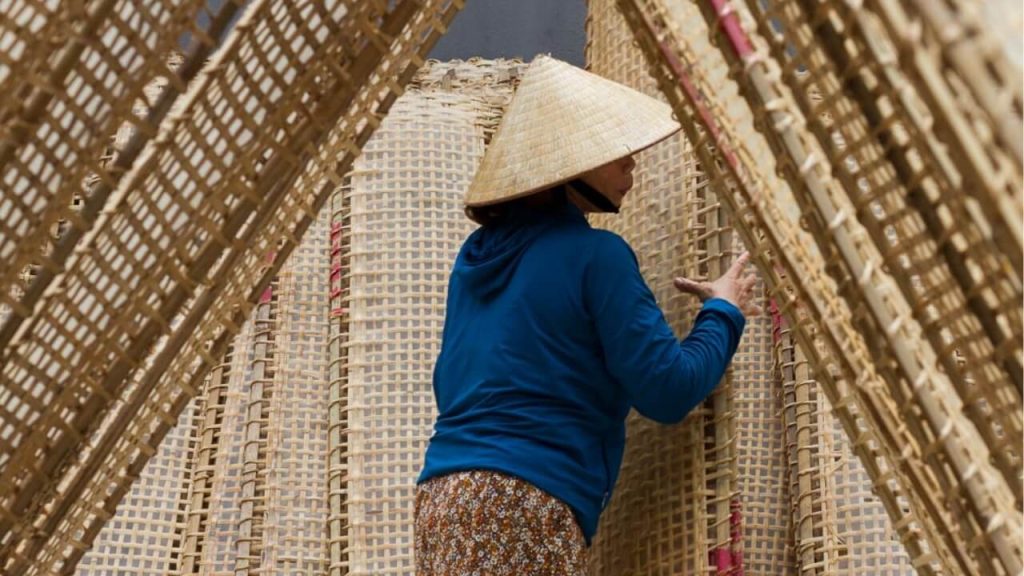 Tho Ha Village - Hanoi day tours