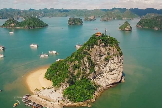 Majestic Titov Island - Hanoi Local Tours