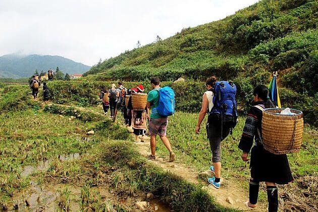 Trekking Y Linh Ho Village - Hanoi local tours