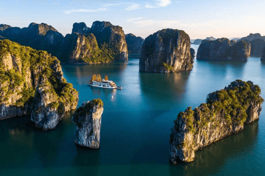 Tu Long Bay for top northern Vietnam half day tours