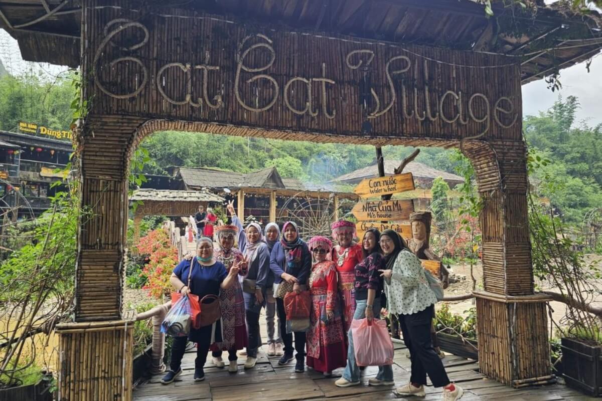 Visit Cat Cat Village in Sapa Vietnam