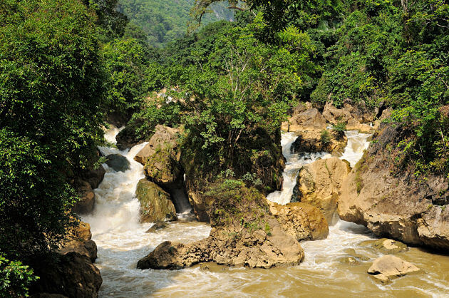 Dau Dang Waterfall - Hanoi local tours