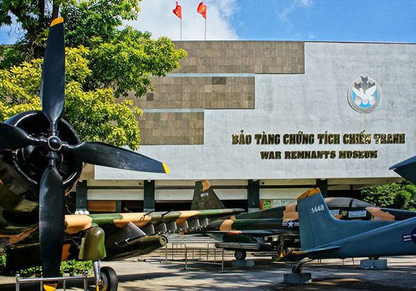 War Remnants Museum tours from Hanoi
