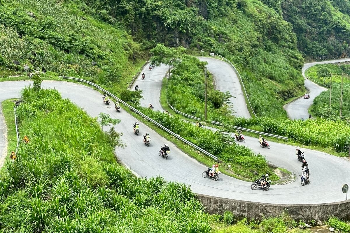 What Makes Ma Pi Leng Pass Vietnam So Extraordinary