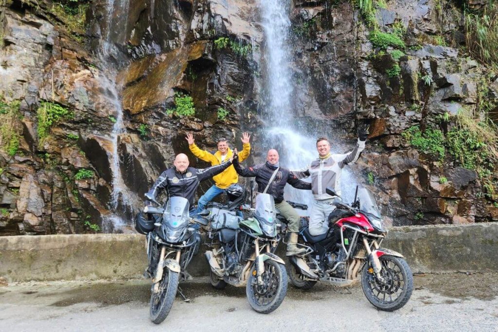 What are the available modes of transportation within Northern Vietnam
