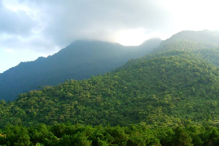 ba-vi-national-park-mountain-view-vietnam