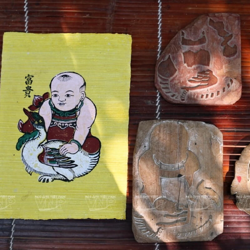 beautiful paintings in Dong Ho village - countryside tour in Hanoi