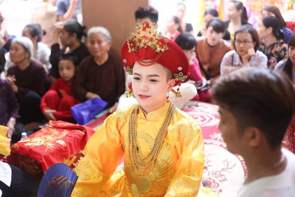 can-ong-hoang-muoi_Four Palaces Show