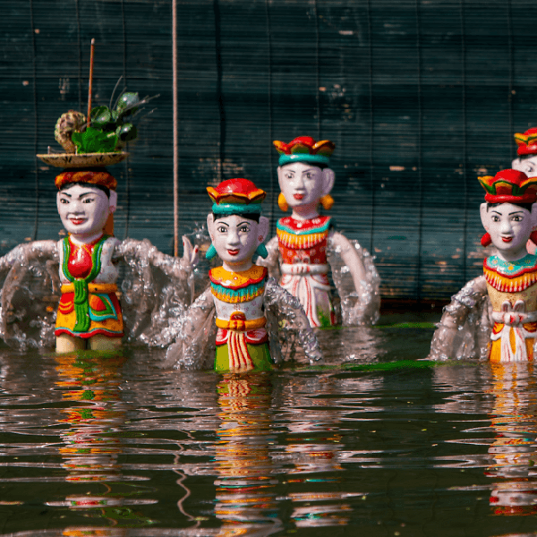 dao thuc water puppet theater - hanoi tours