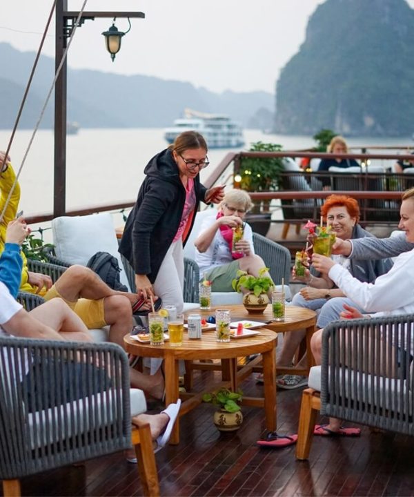 enjoy afternoon tea on halong bay cruise