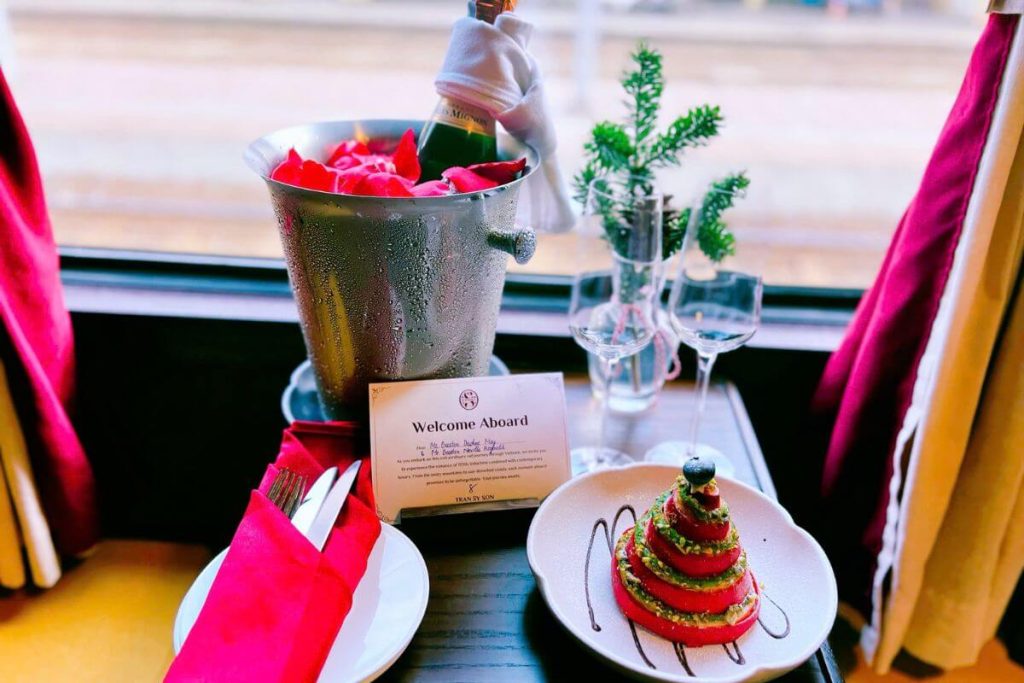 enjoy vietnamese food and music on the board of vietnam luxury train