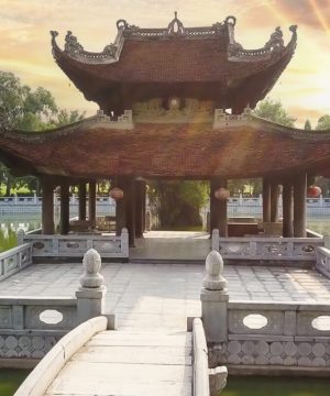 explore Do Temple in Hanoi Heritage Tour in Hanoi 5 Gates Train