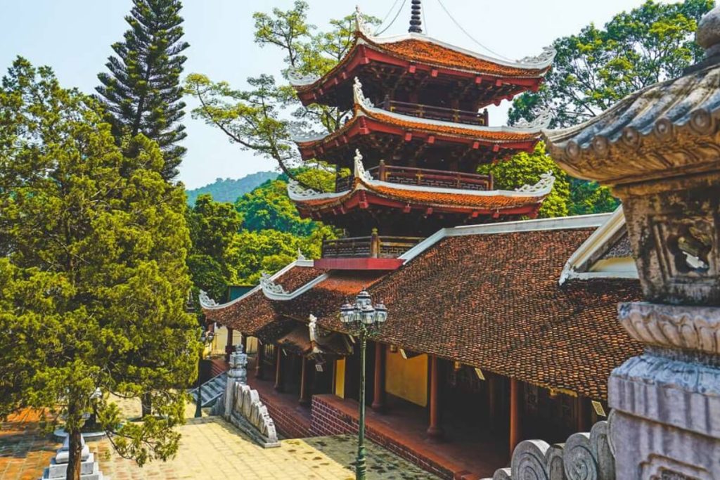 hanoi perfume pagoda - hanoi tours