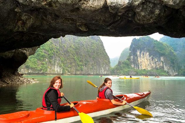 kayaking experience in halong bay - hanoi tours