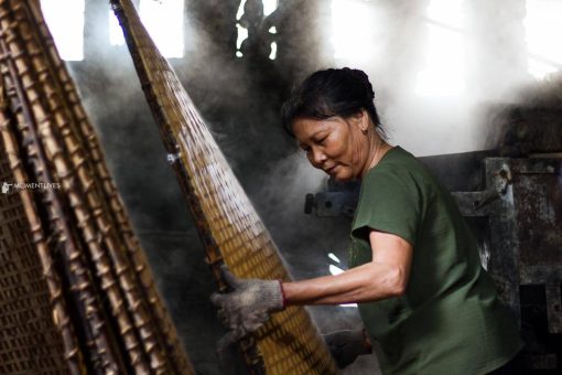 learn about making rice paper in Tho Ha Village with Hanoi Local Tour