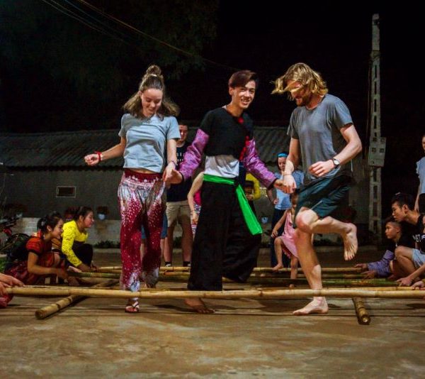 mai chau traditional dance day trips from hanoi