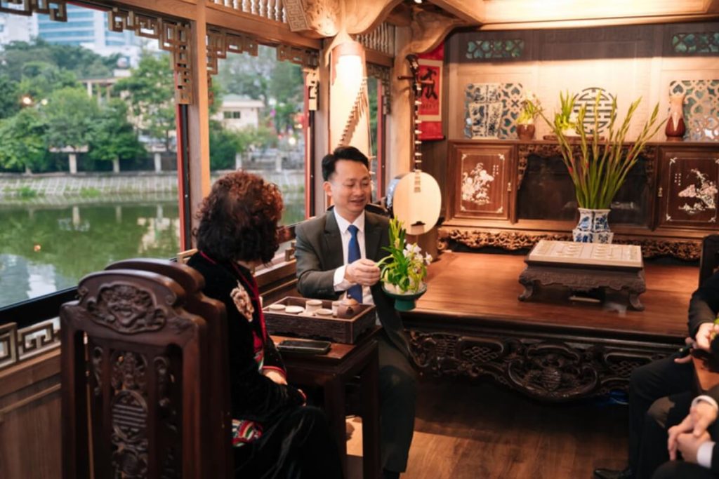 the refined leisure pursuits once cherished by Hanoi’s scholars and literati - Hanoi Day Tour